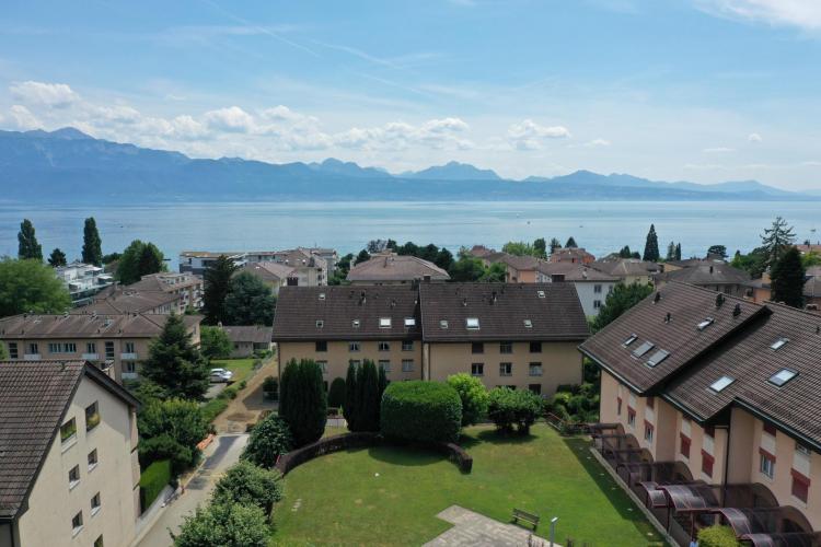 Pully-Sud: penthouse of more than 200 m² with a breathtaking view of the lake